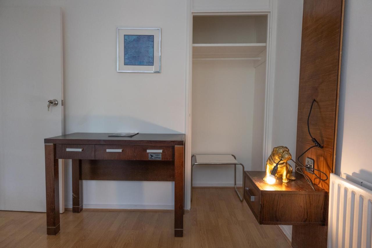 - 4 Bed - Sleeps 8 - Garden - Pet Friendly Ferienhaus *